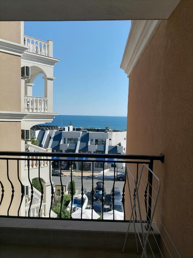 Aniko Apartman Apartment Sveti Vlas Bagian luar foto